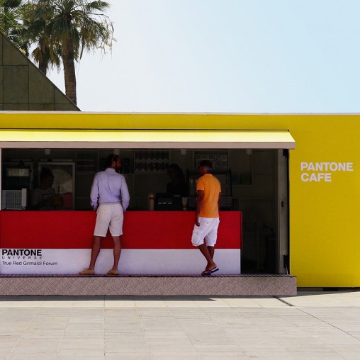 Pantone Café